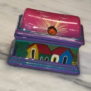 Mexican folk art Hand Crafted trinket box made of terracotta clay